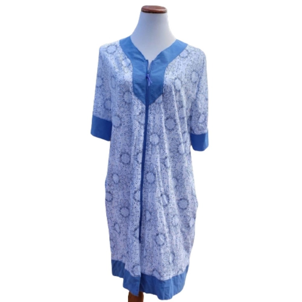 VINTAGE Nap Dress Blue Floral Print House Coat Zippered Bathrobe Sz L